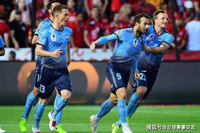 杨鸣谈夏季执教CBA的接近与个人选择